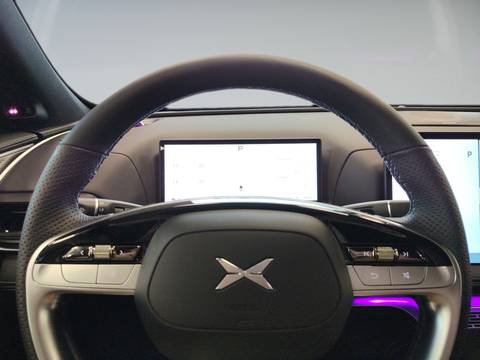 2025 XPENG G9 — sličica 17