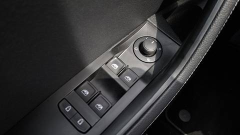 2021 Škoda Superb — sličica 25