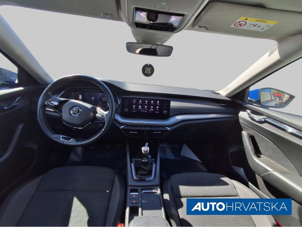 2020 Škoda Octavia Combi — fotografija 14