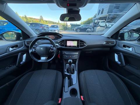 2021 Peugeot 308 — sličica 8