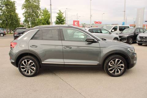 2023 Volkswagen T-Roc — sličica 4