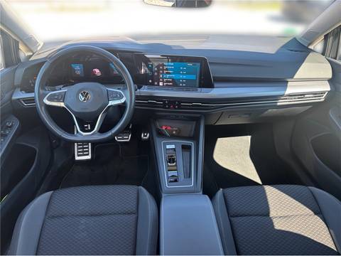 2022 Volkswagen Golf — sličica 10