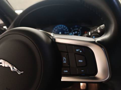 2021 Jaguar XF — sličica 24