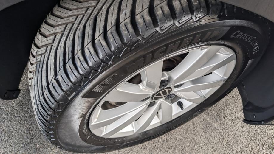 2021 Volkswagen Passat — fotografija 9