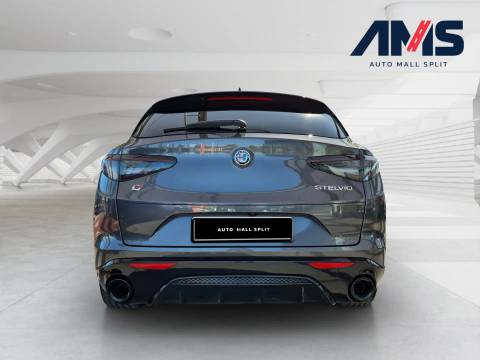 2024 Alfa Romeo Stelvio — sličica 4