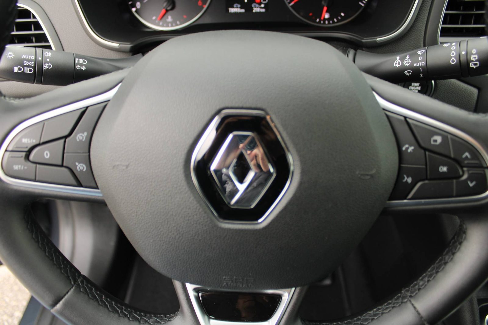 2022 Renault Megane Grandtour — fotografija 16