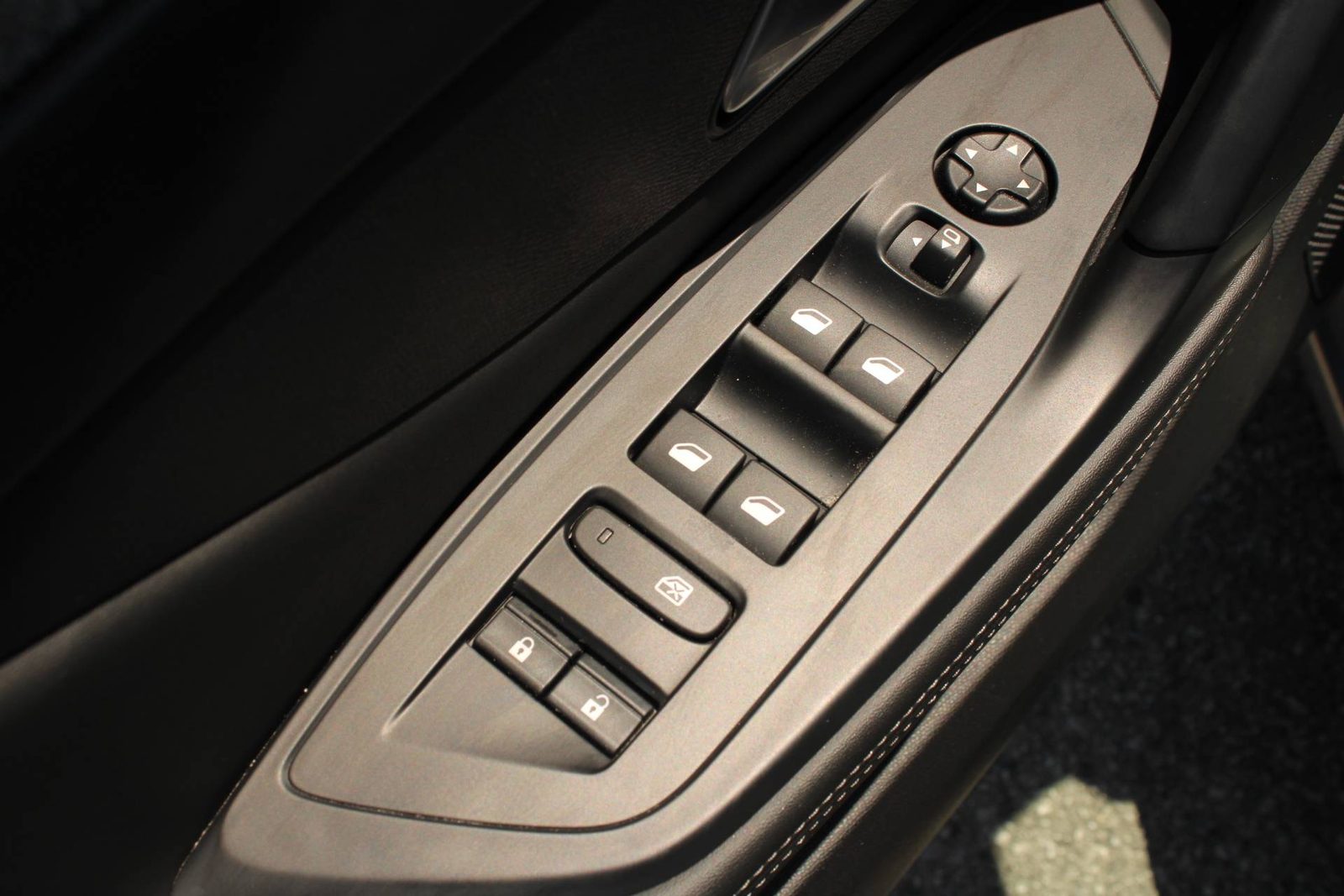 2023 Peugeot 308 — fotografija 14