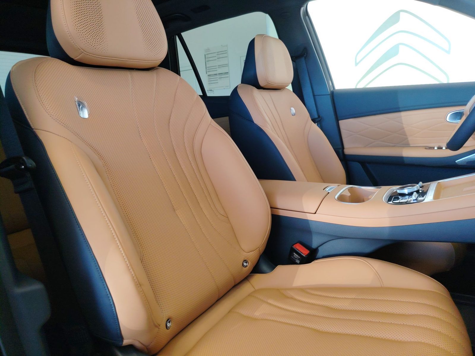 2026 Geely Starray EM-i — fotografija 20