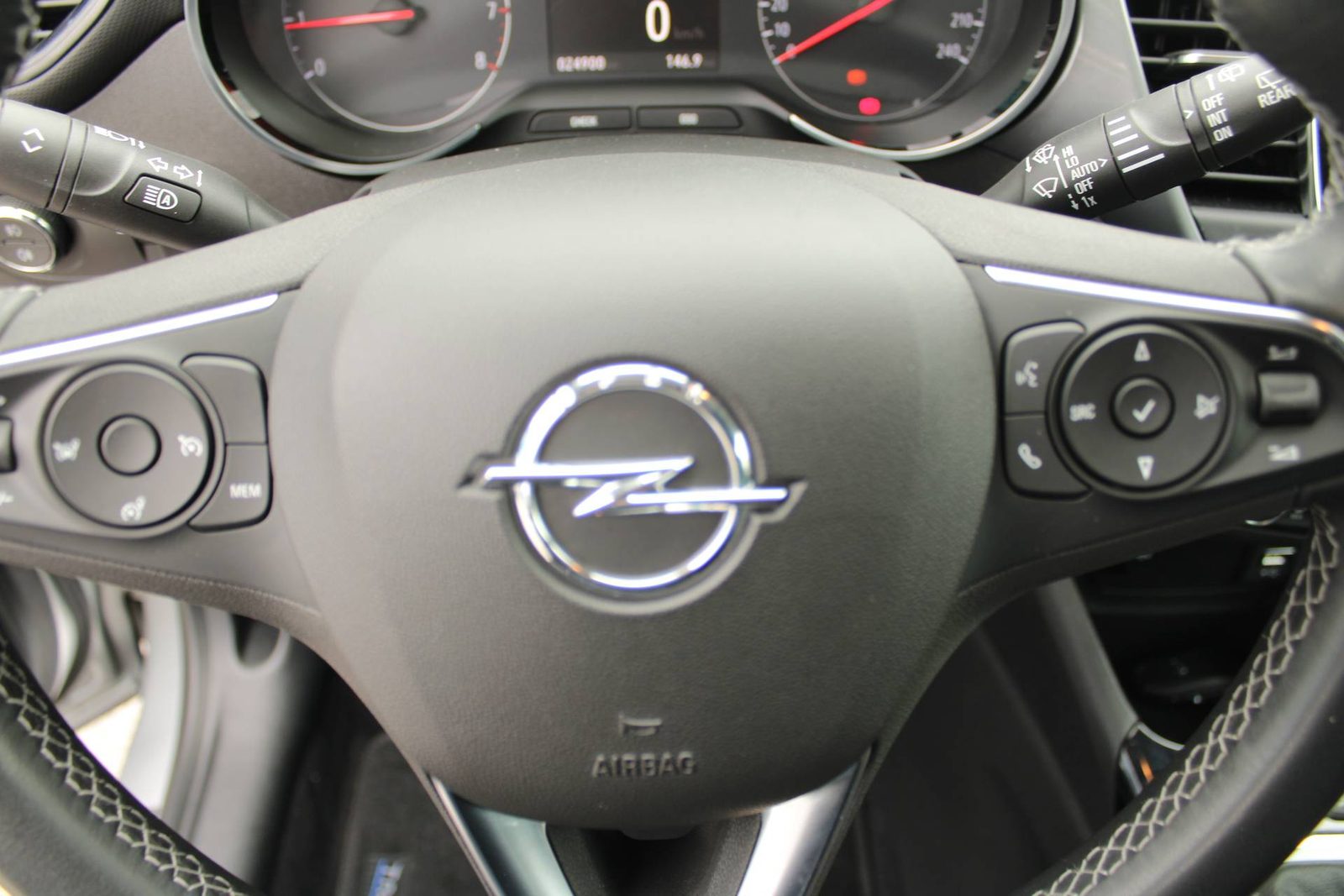 2023 Opel Crossland X — fotografija 15