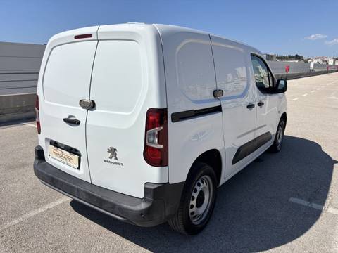 2018 Peugeot Partner — sličica 6