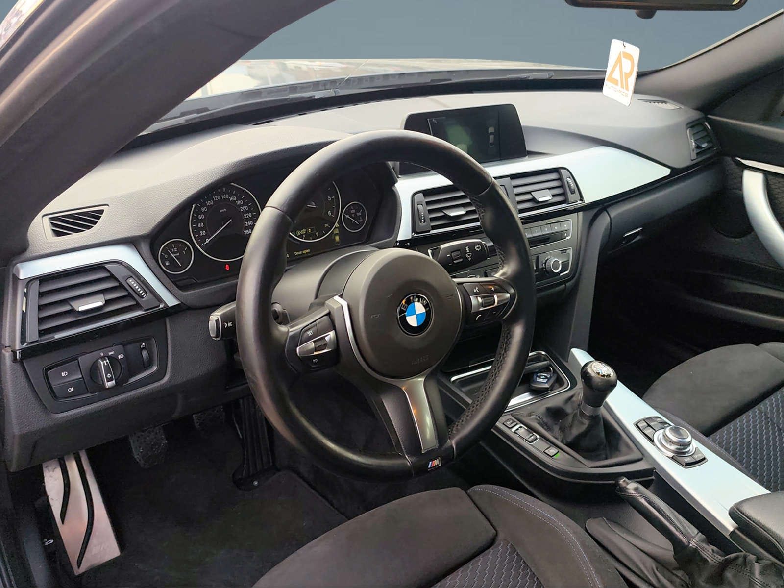 2014 BMW 3-Serie — fotografija 18