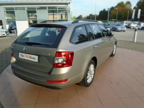 2016 Škoda Octavia Combi — sličica 3