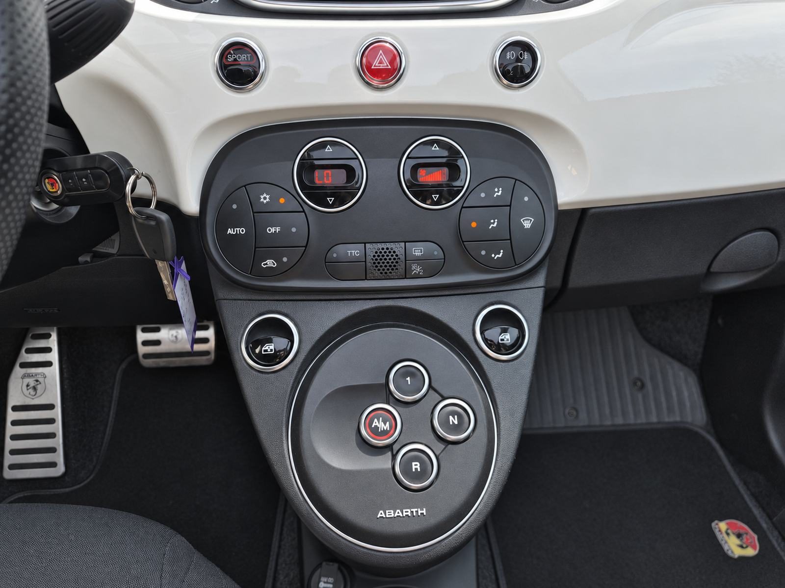 2018 Fiat 500 — fotografija 19