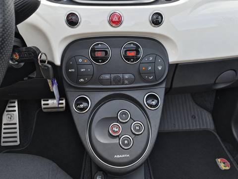 2018 Fiat 500 — sličica 19