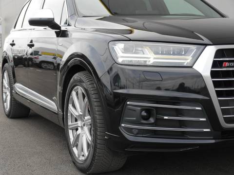 2015 Audi Q7 — sličica 30