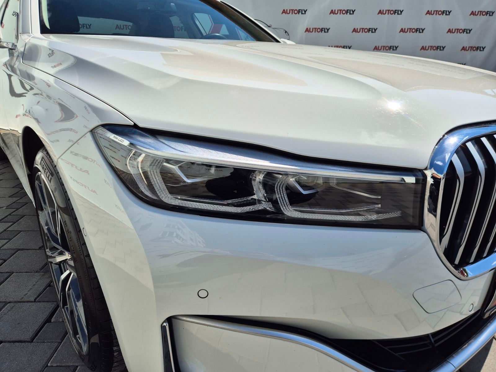 2019 BMW Serija 7 — fotografija 27