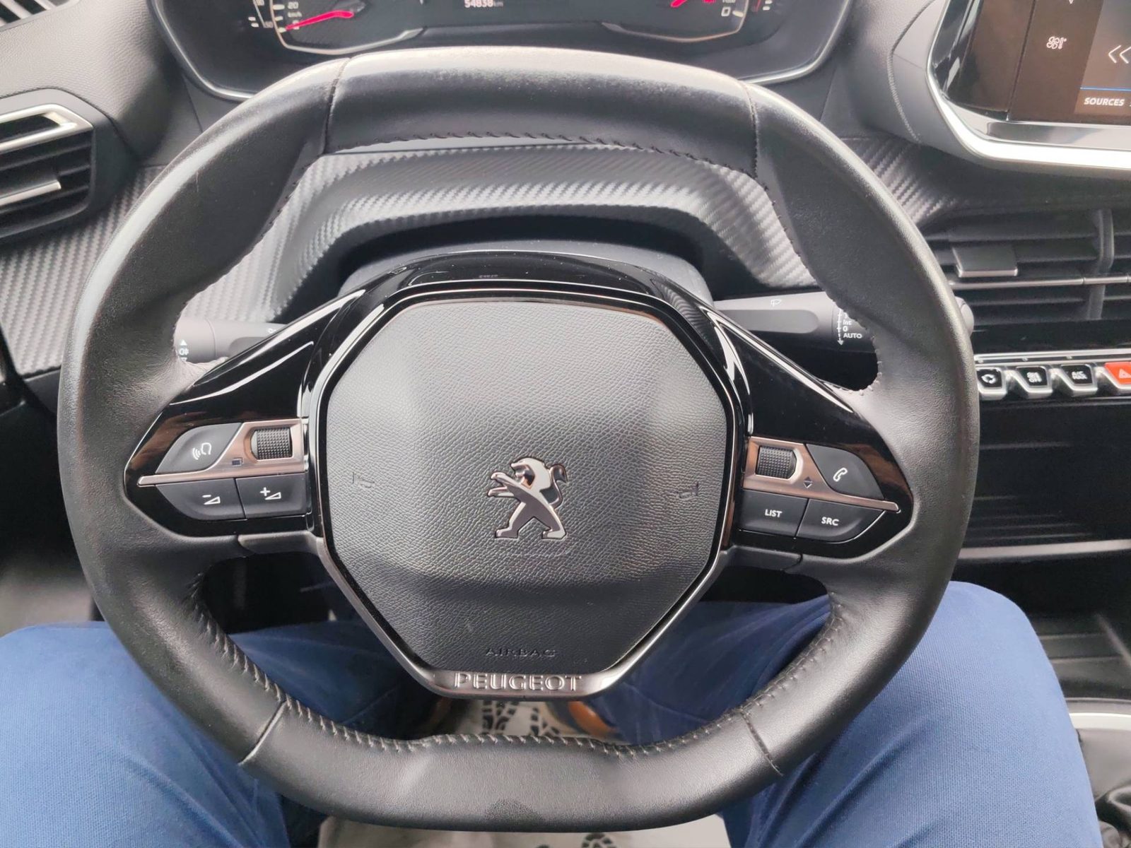 2023 Peugeot 2008 — fotografija 15