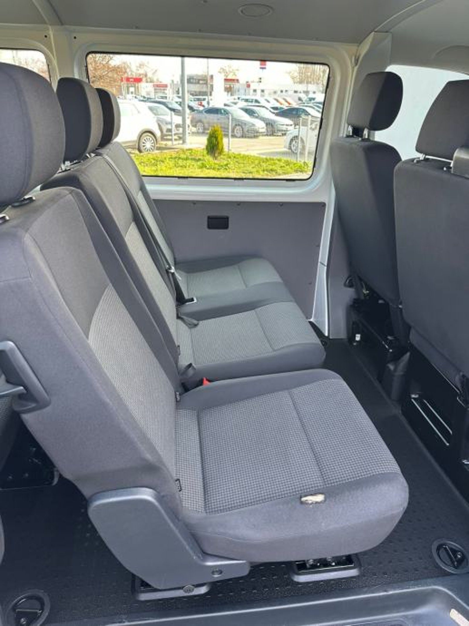 2020 Volkswagen Kombi — fotografija 9