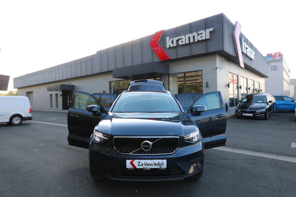 2026 Volvo XC40 — fotografija 14