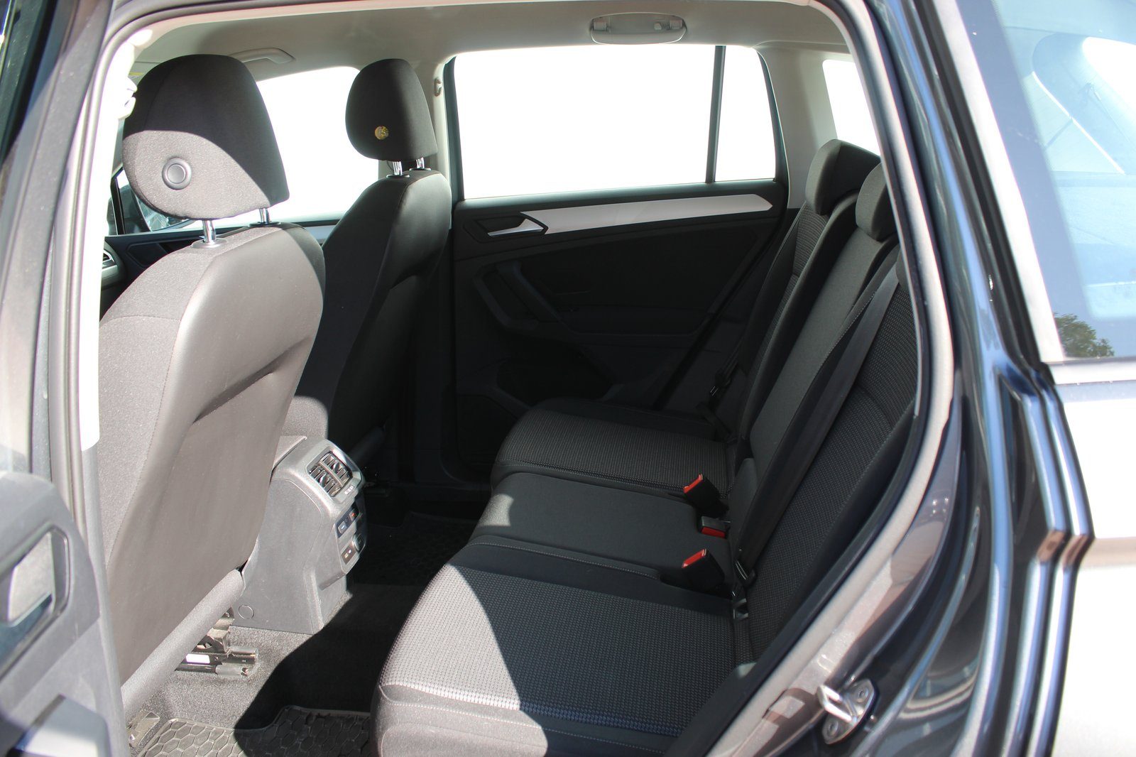 2019 Volkswagen Tiguan — fotografija 11
