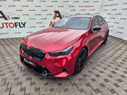 2025 BMW M5