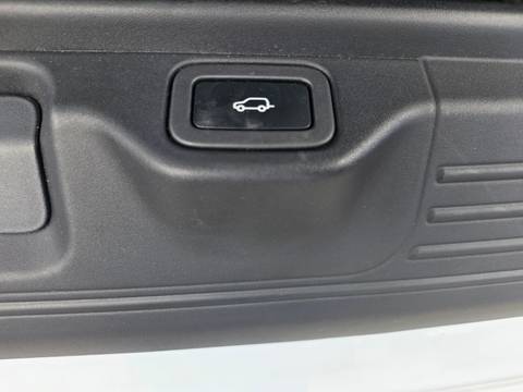 2019 Land Rover Range Rover — sličica 26