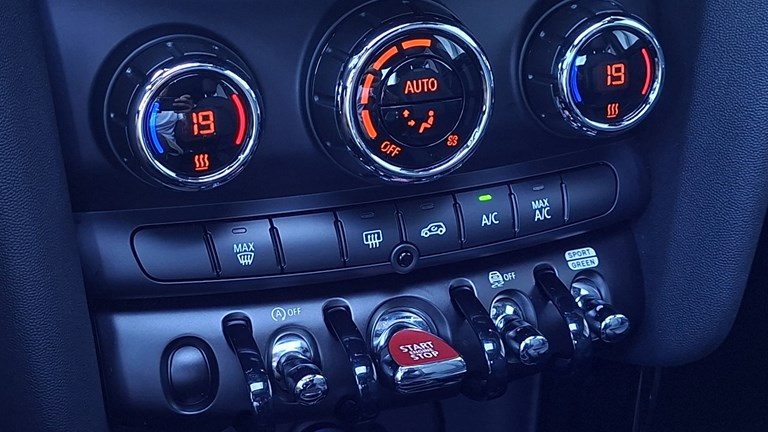 2022 Mini Cooper — fotografija 16