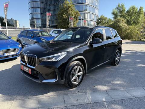 2023 BMW X1