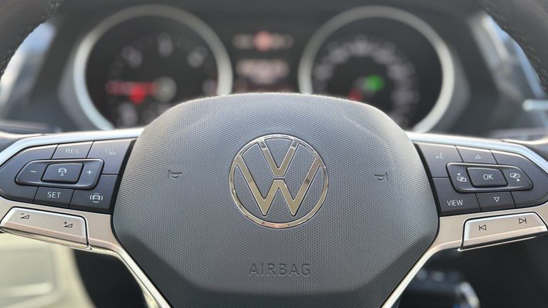 2022 Volkswagen Tiguan — fotografija 11