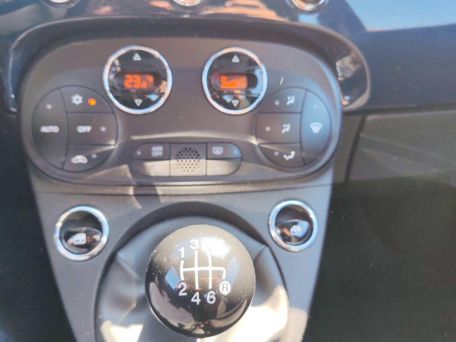 2024 Fiat 500 — fotografija 18
