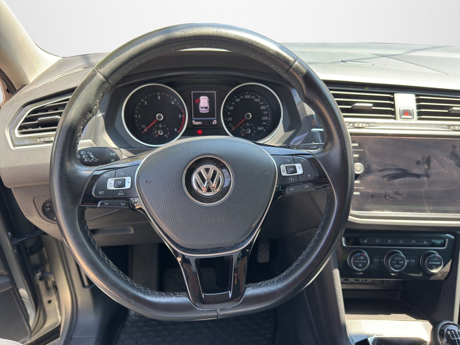 2018 Volkswagen Tiguan — fotografija 8