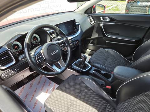 2023 Kia XCeed — sličica 6