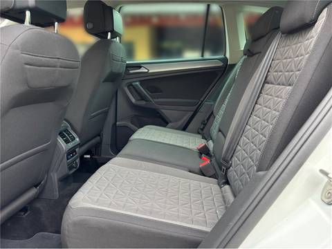 2021 Volkswagen Tiguan — sličica 12