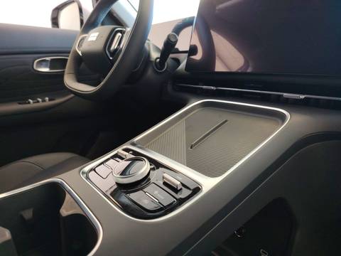 2026 Geely Starray EM-i — sličica 18
