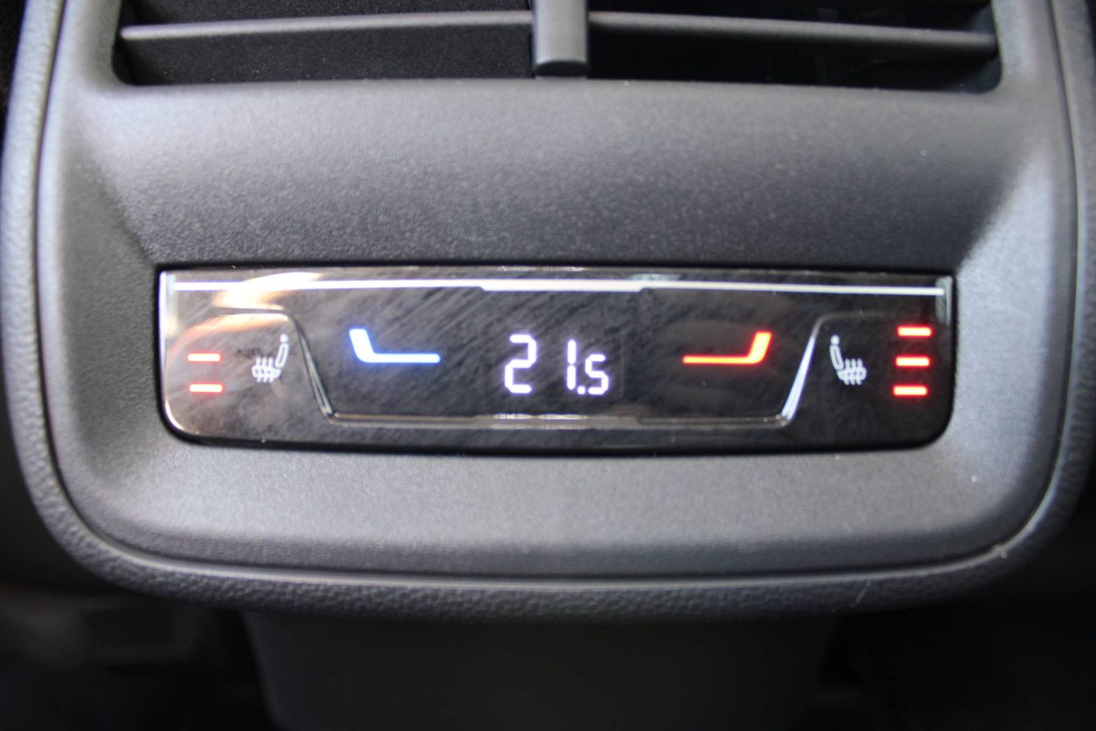 2024 Škoda Superb — fotografija 14