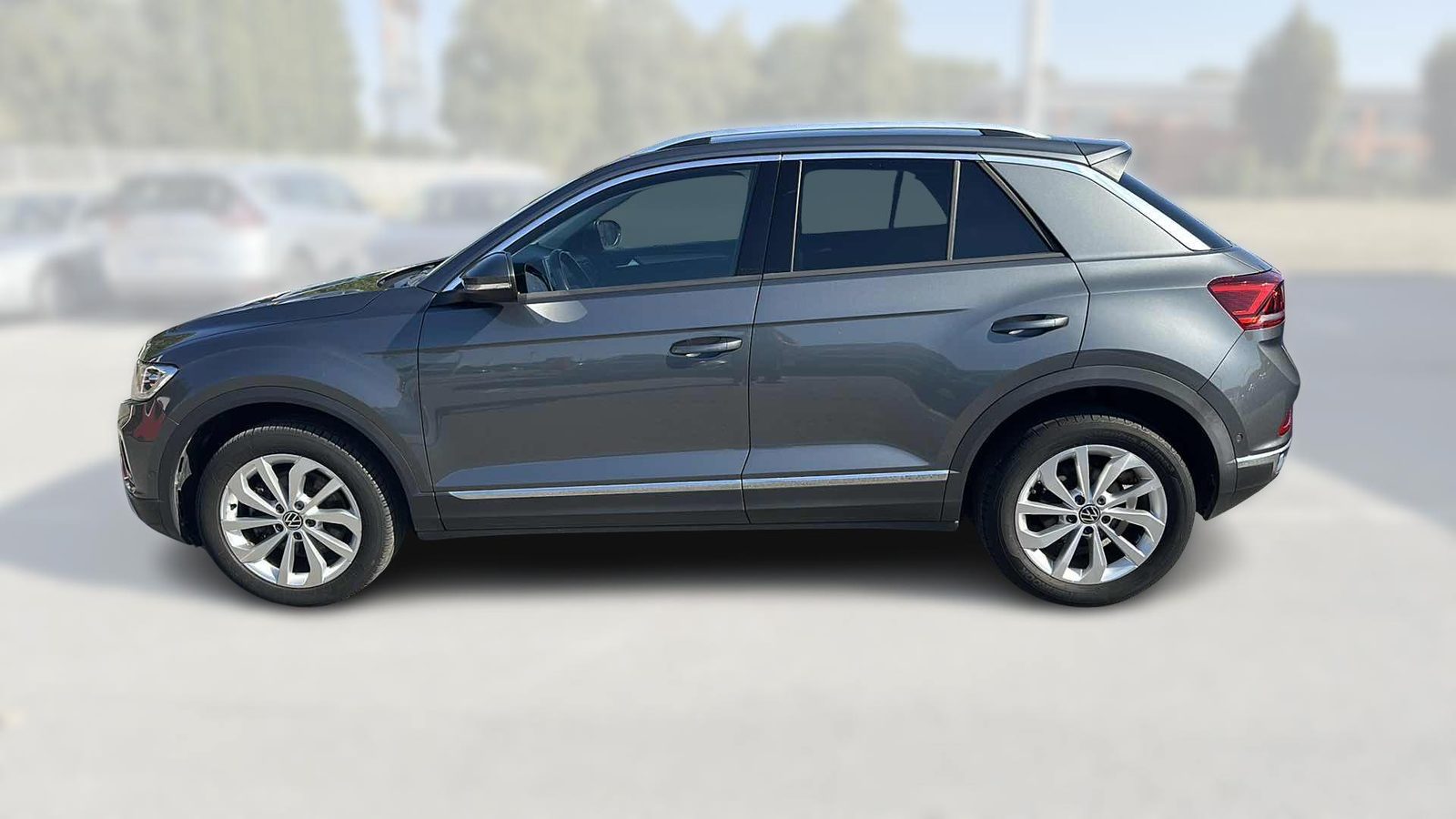 2022 Volkswagen T-Roc — fotografija 4