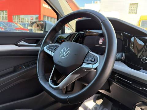 2024 Volkswagen Golf — sličica 19