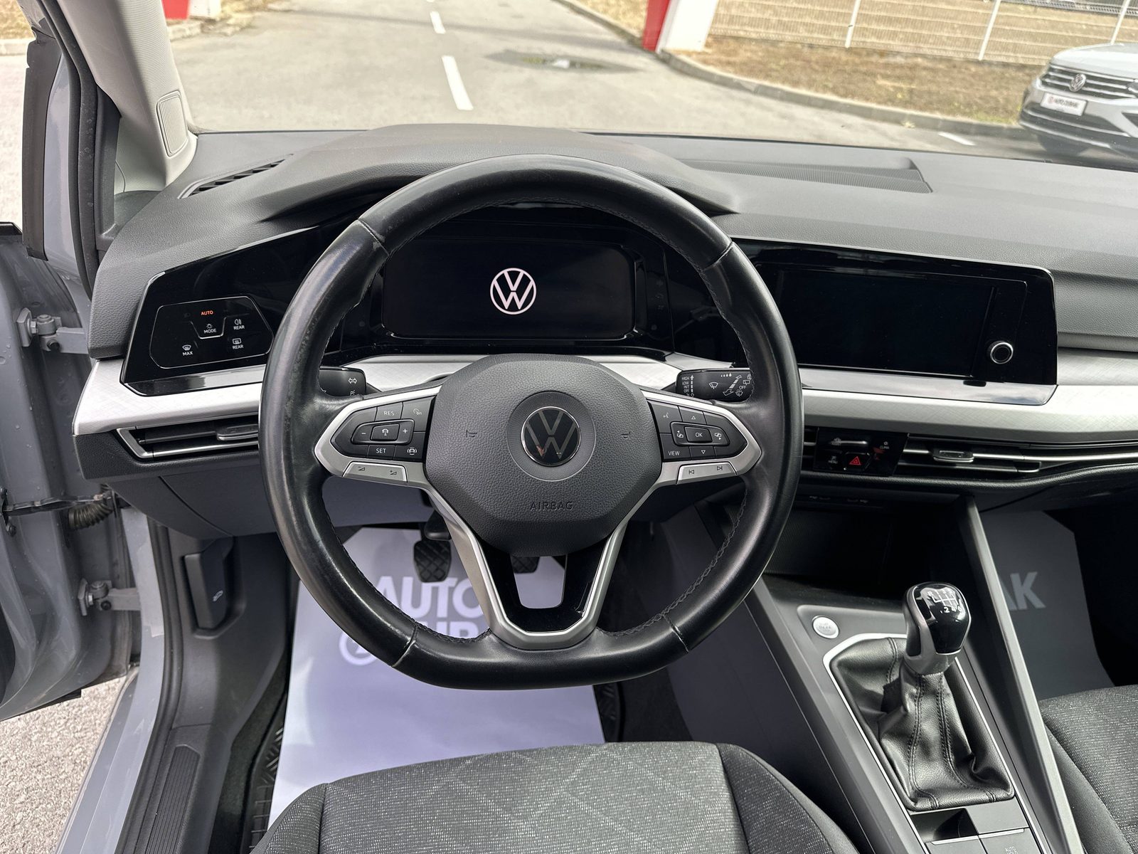2021 Volkswagen Golf — fotografija 27
