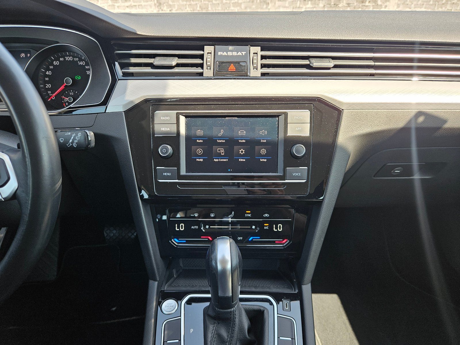 2022 Volkswagen Passat Variant — fotografija 18