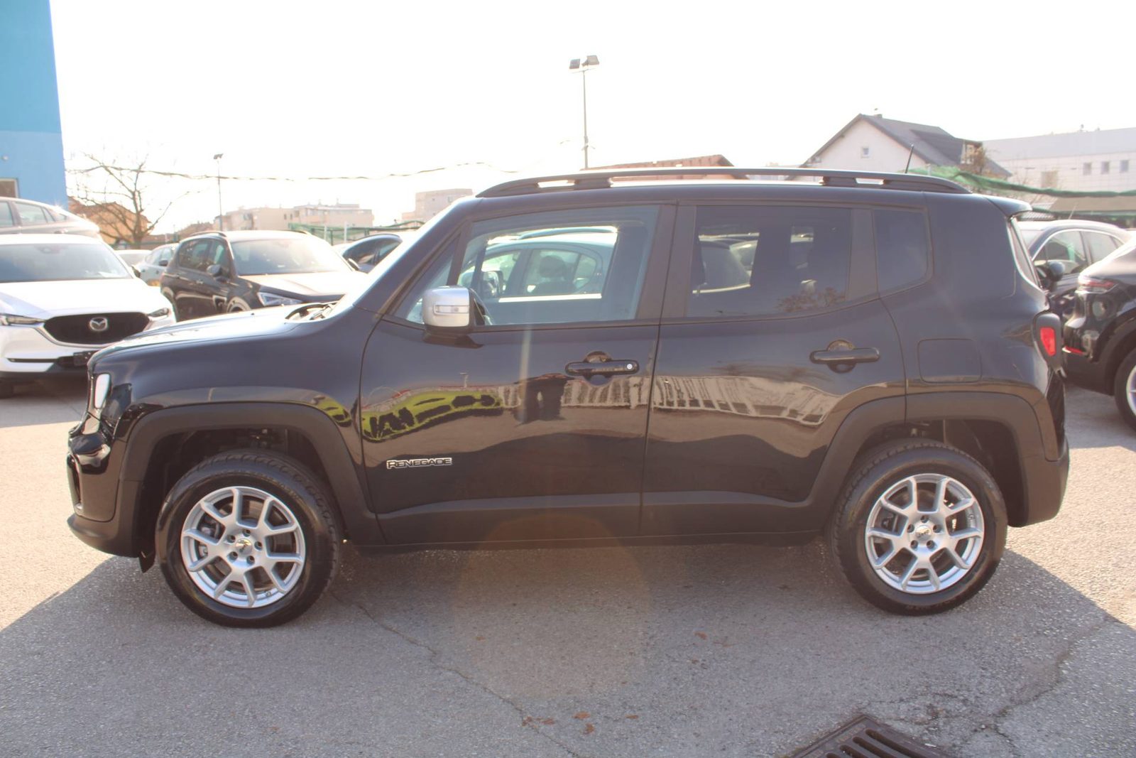 2022 Jeep Renegade — fotografija 8