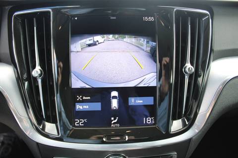2021 Volvo V60 — sličica 18