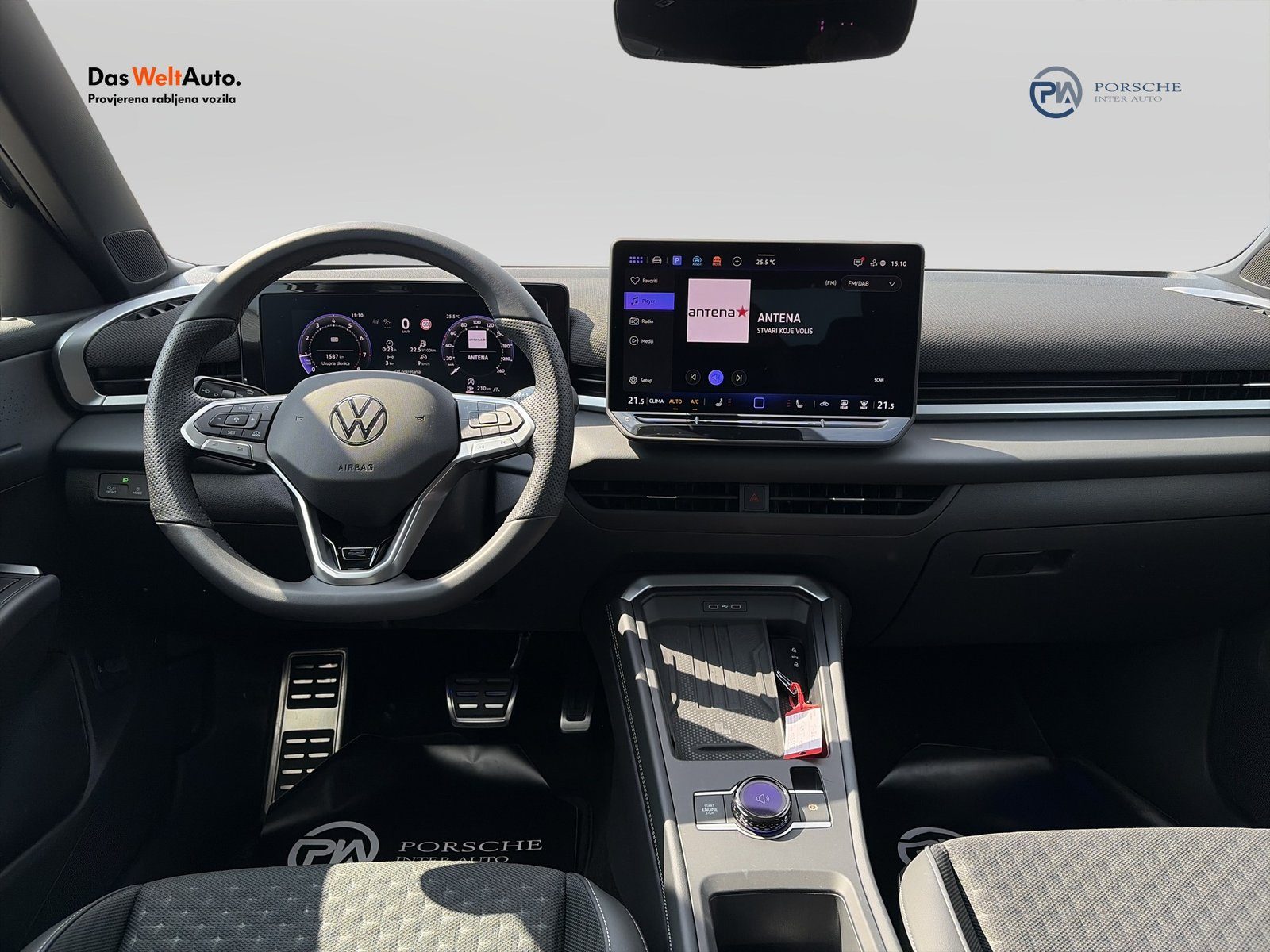 2026 Volkswagen T-Roc R-Line — fotografija 12