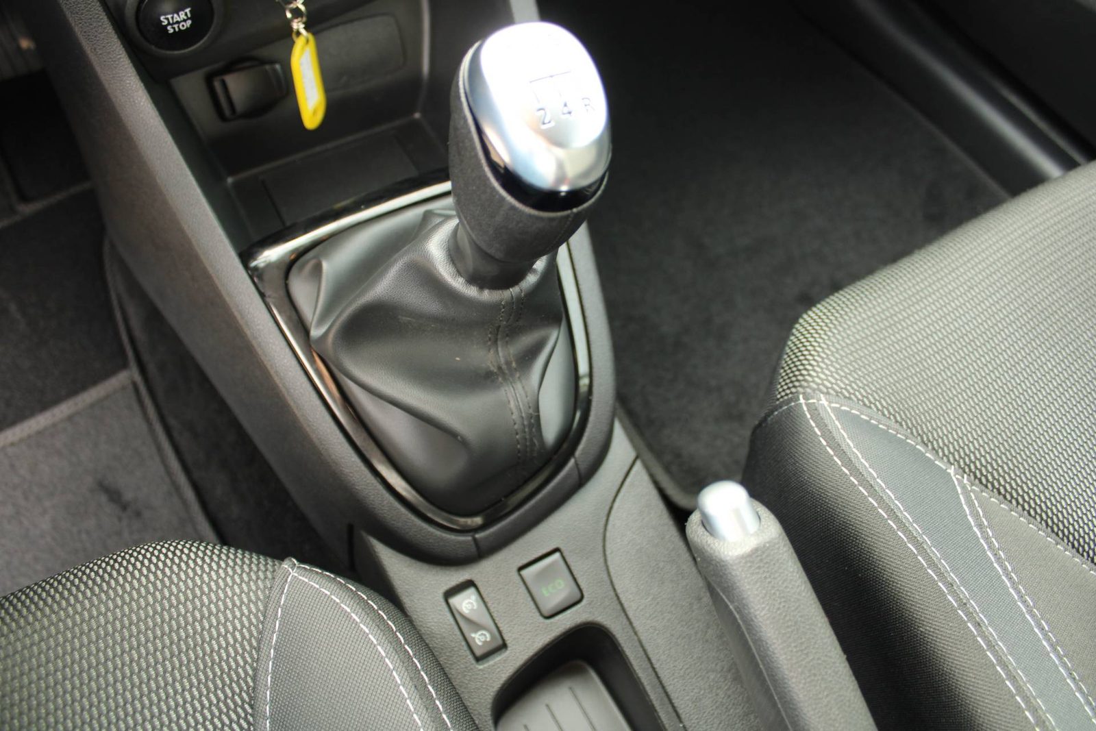 2019 Renault Clio — fotografija 16