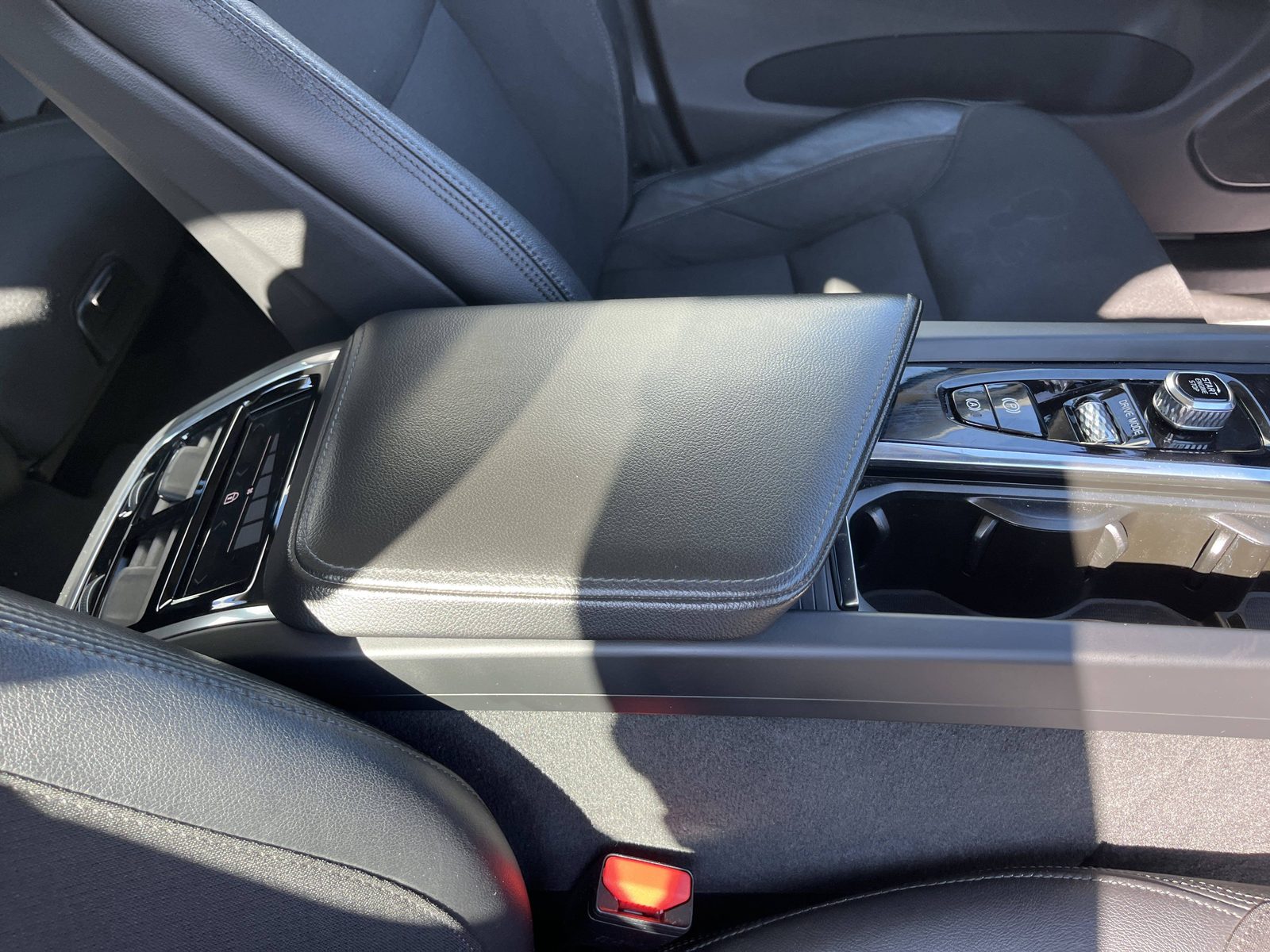 2019 Volvo XC60 — fotografija 27