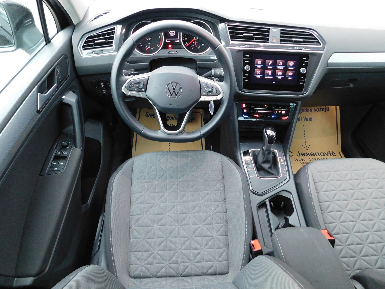 2024 Volkswagen Tiguan — fotografija 10