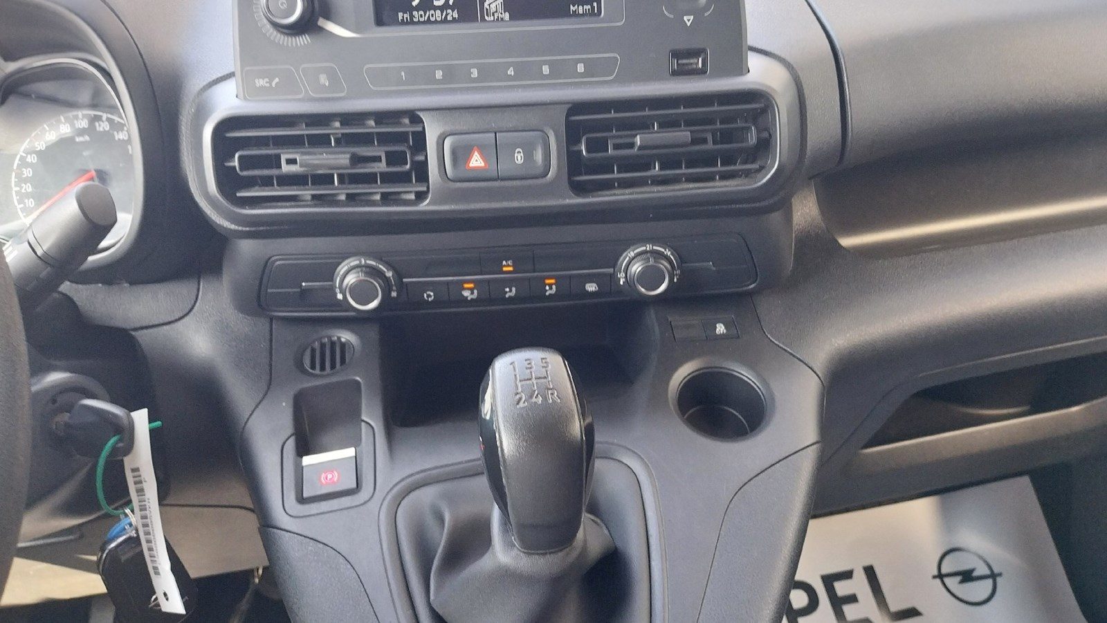 2020 Opel Combo van — fotografija 14