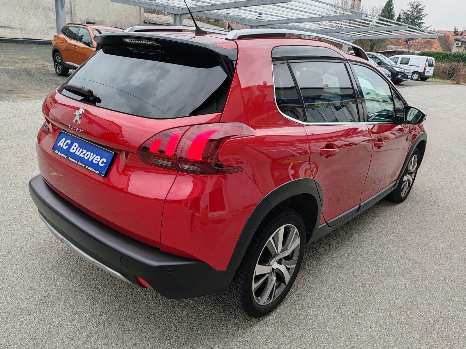 2018 Peugeot 2008 — fotografija 5