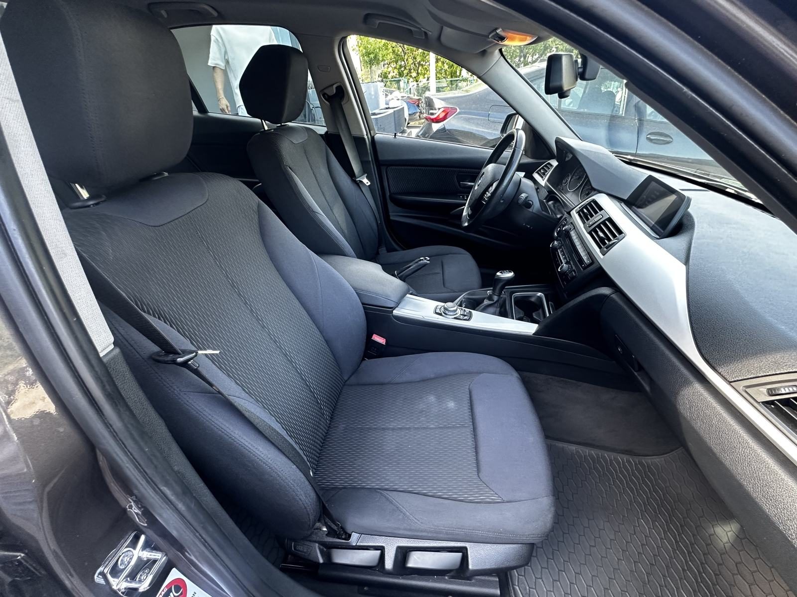 2012 BMW Serija 3 — fotografija 6