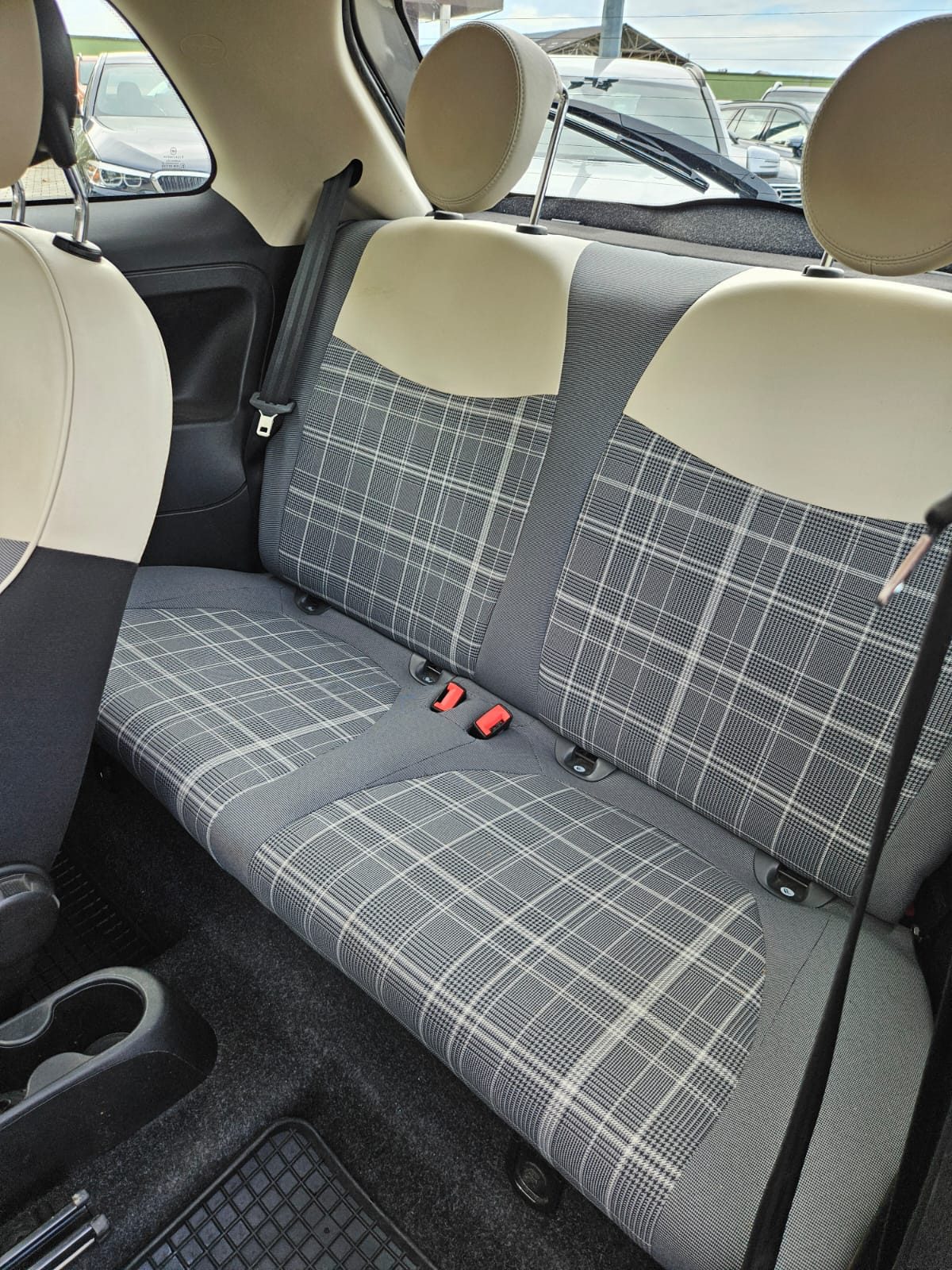 2019 Fiat 500 — fotografija 22