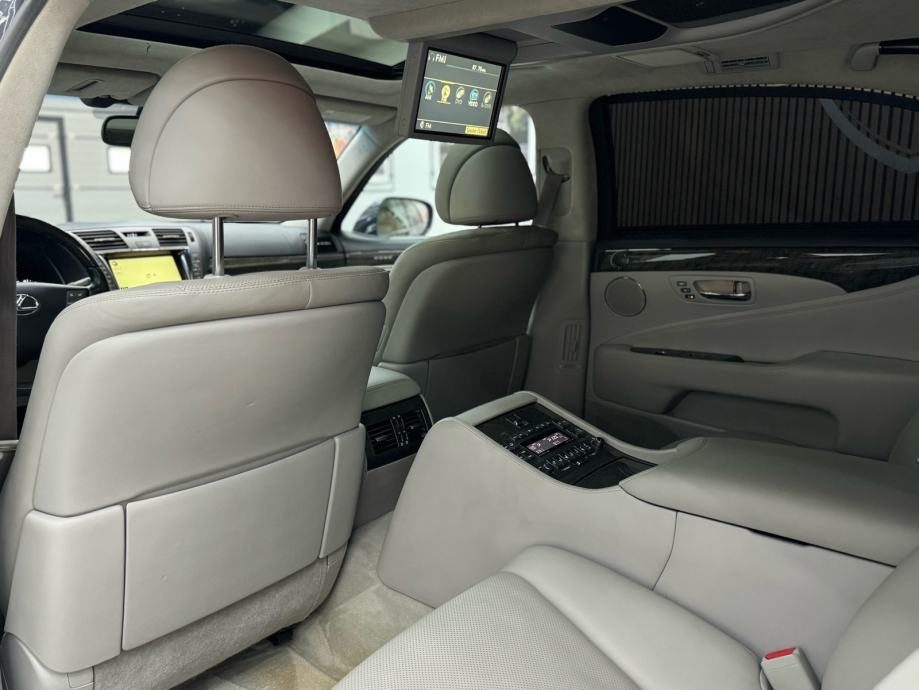 2009 Lexus LS — fotografija 13